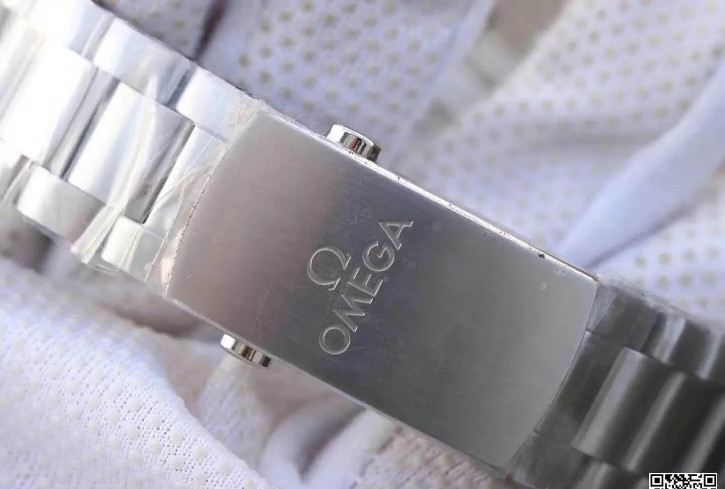 Omega Seamaster Planet Ocean 233.30.41.21.01.001 VS Factory 1:1 Best Edition Replica Watch Swiss ETA2824
